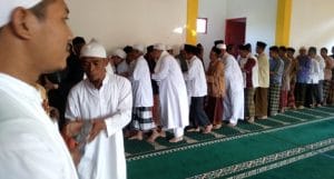 Salaman usai shalat