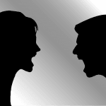 Berdebat suami istri